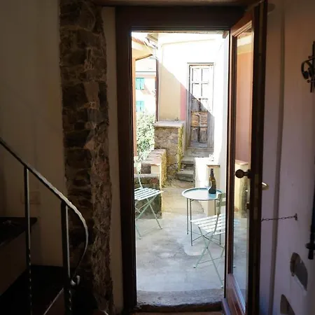 Apartment Stra House 11 *
